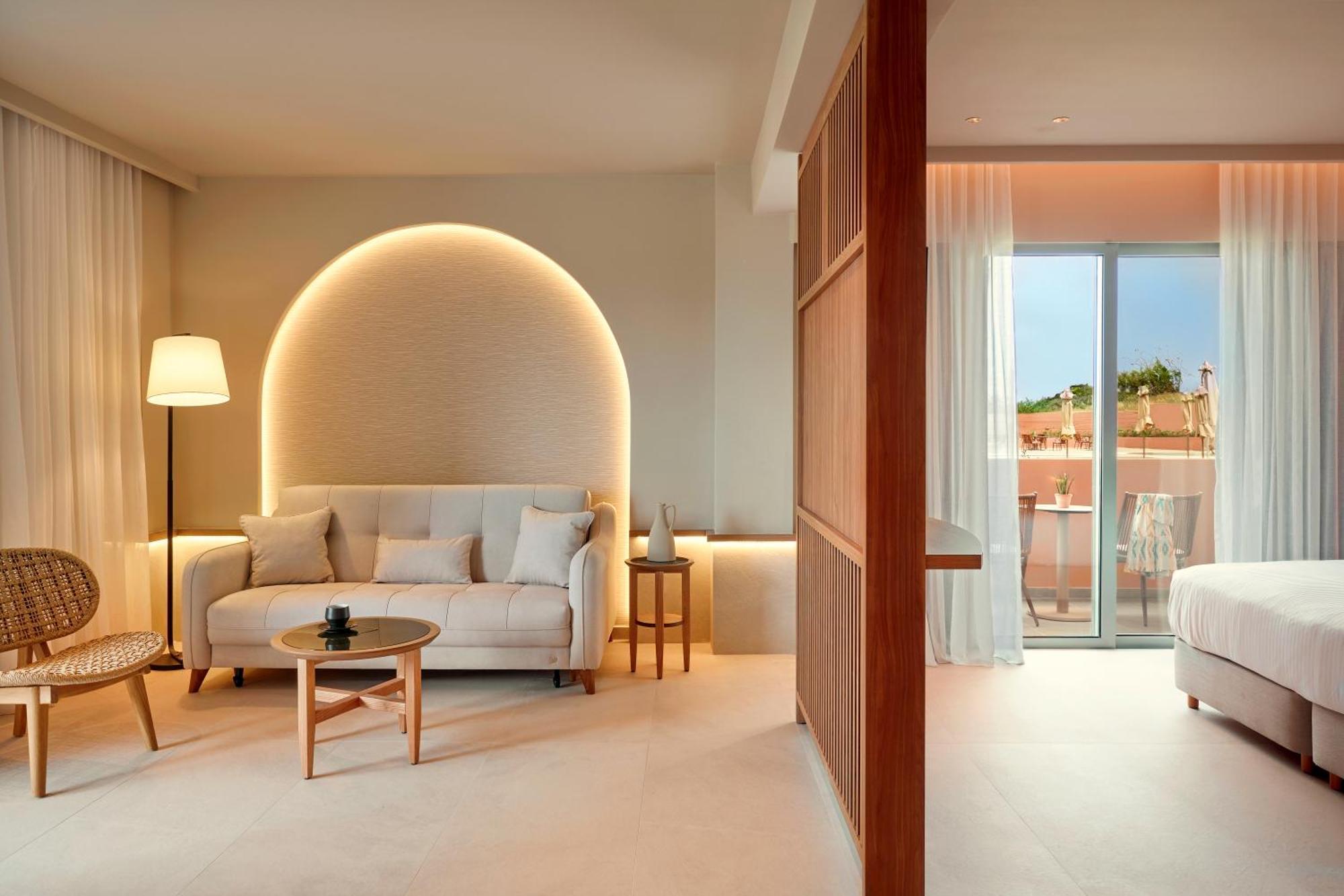 Deluxe Family Suite