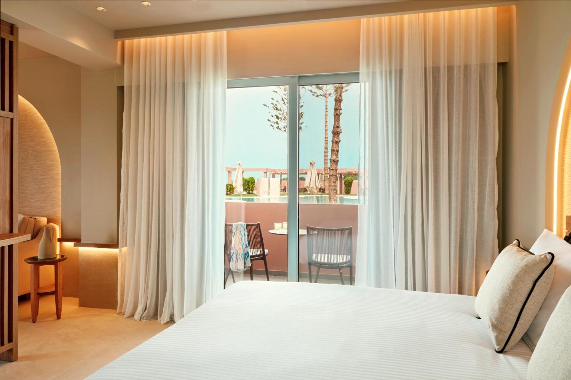 Deluxe Family Suite