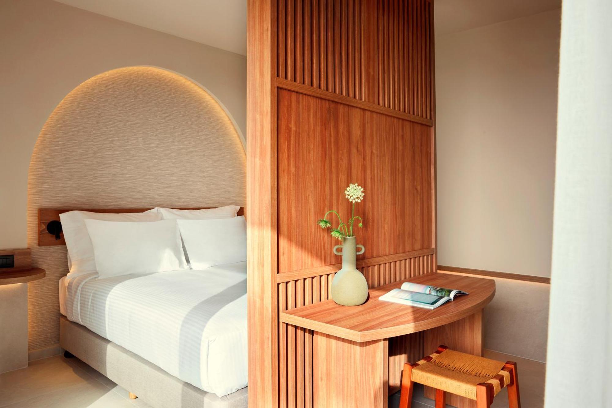 Deluxe Room Side Sea View